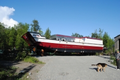 090